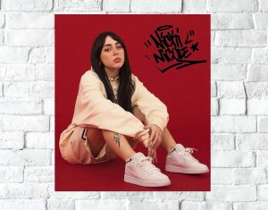 Poster Decorativo Nicki Nicole 03 - Tamaño A3 30x40