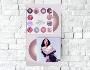 Poster Decorativo Olivia Rodrigo Cd Concept 04 - A3 30x40 Cm