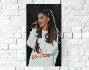 Poster Lámina Decorativa Ariana Grande Mod 08, A3 30x42 Cm