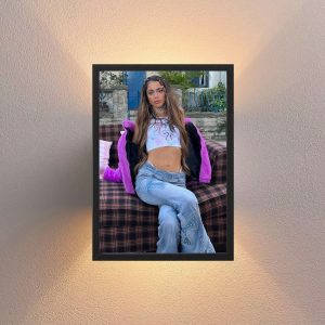 Cuadro Decorativo Tini Stoessel - Modelo 25 - A3 30x40