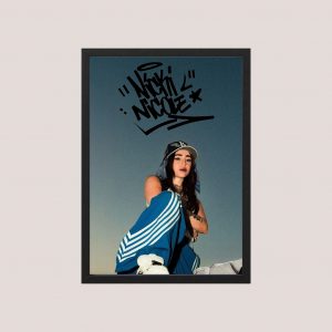 Cuadro Decorativo Nicki Nicole 11 - Tamaño A3 (30x40 Cm)