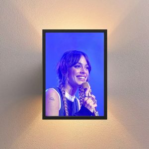 Cuadro Decorativo Tini Stoessel - Modelo 33 - A3 30x40