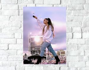 Poster Lámina Decorativa Ariana Grande Mod 21, A3 30x42 Cm